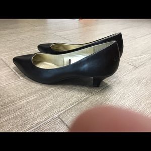 East 5th Shoes - Kitten heel pumps East 5th Shoes - Kitten heel pumps